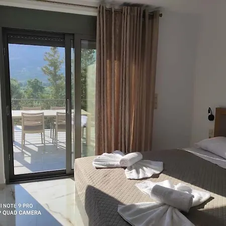 Luxury Serani With Panoramic View 別荘 *